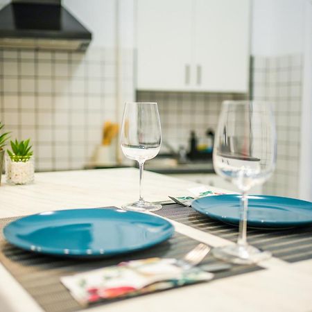 Ultracentral Golden Gatehouse 3 Bdrm Bucharest Luaran gambar