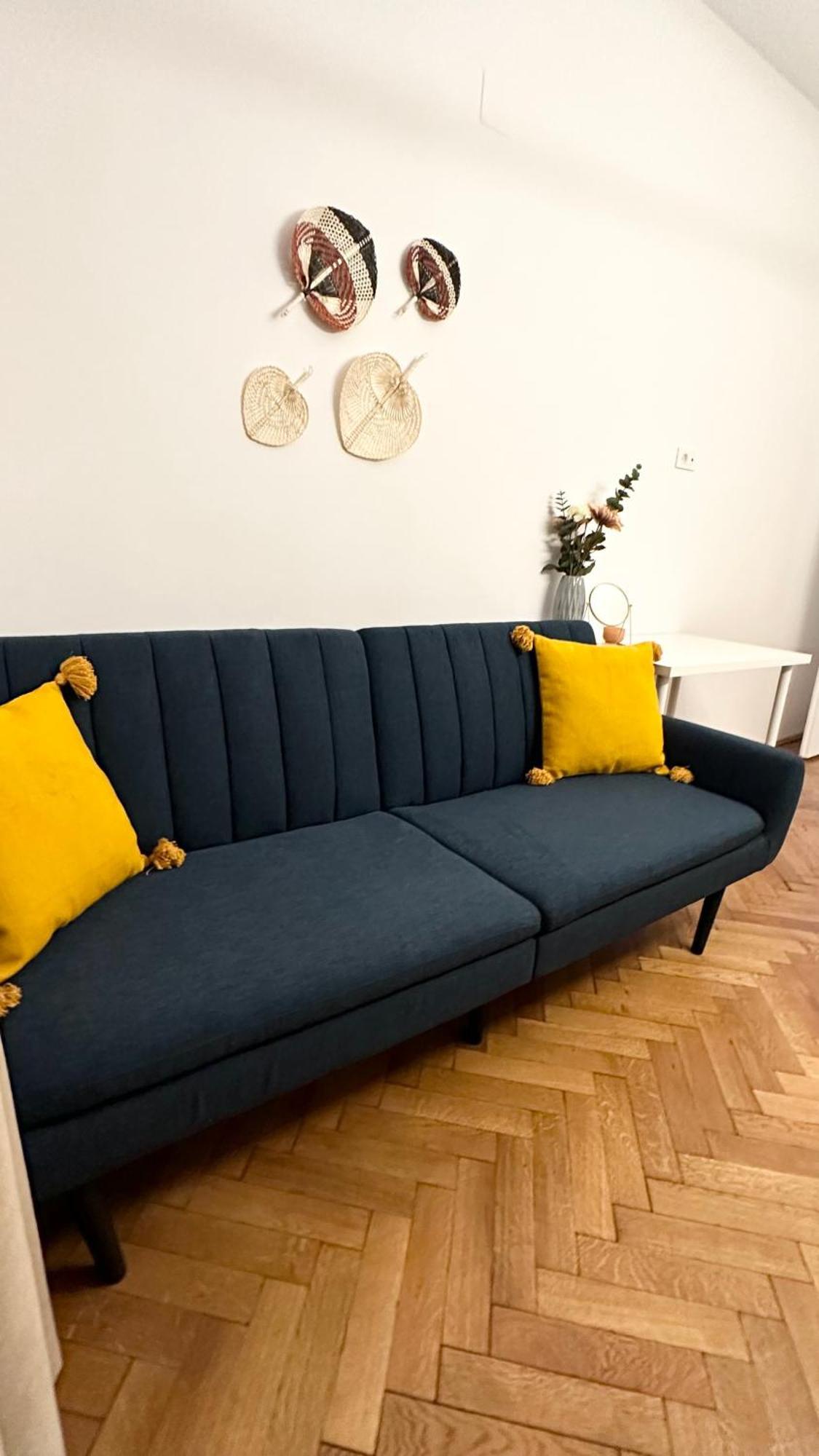 Ultracentral Golden Gatehouse 3 Bdrm Bucharest Luaran gambar