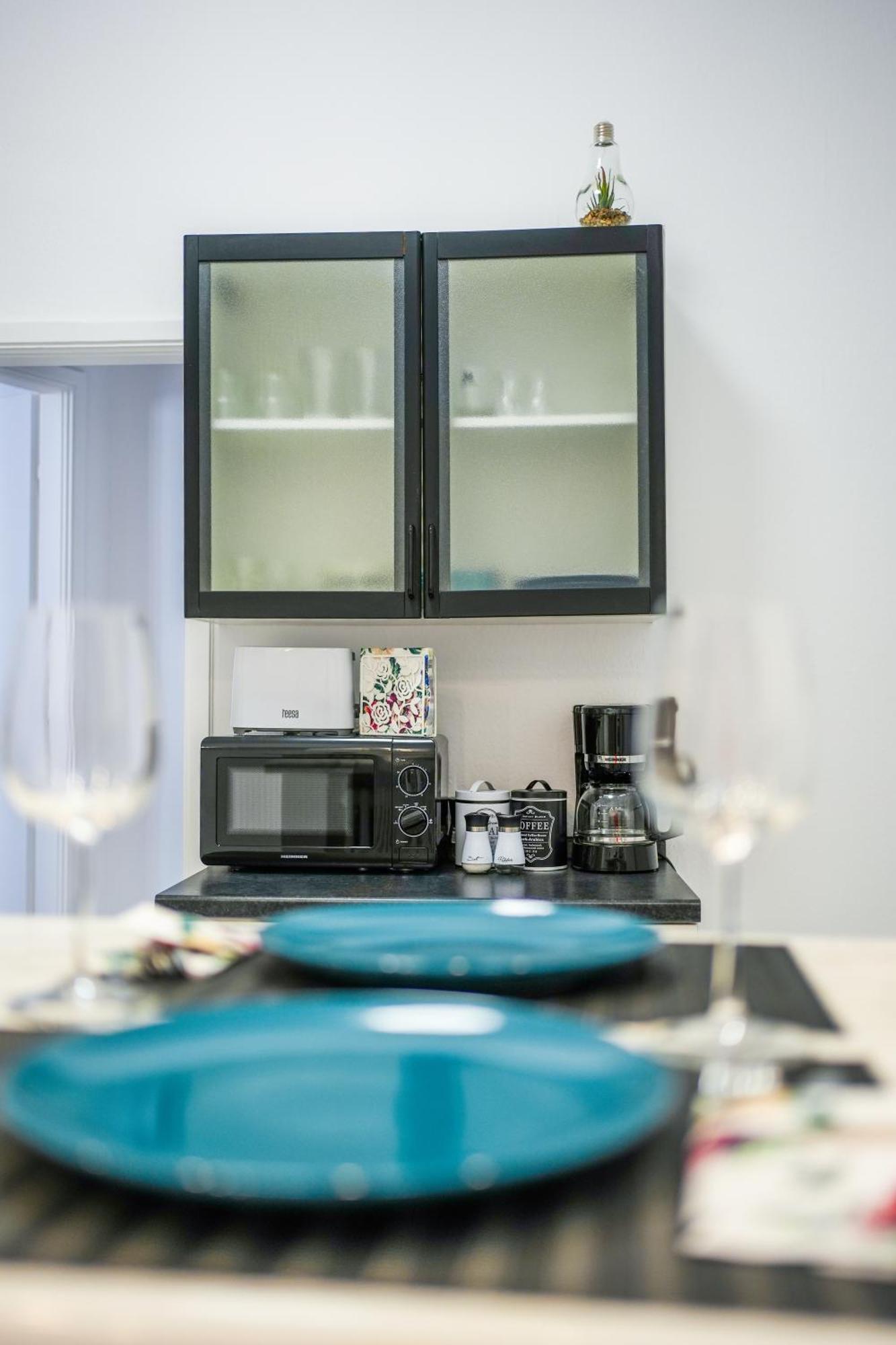 Ultracentral Golden Gatehouse 3 Bdrm Bucharest Luaran gambar